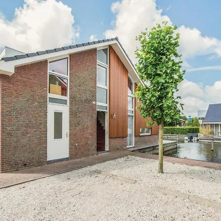Holiday home 3 Bedroom In Uitgeest