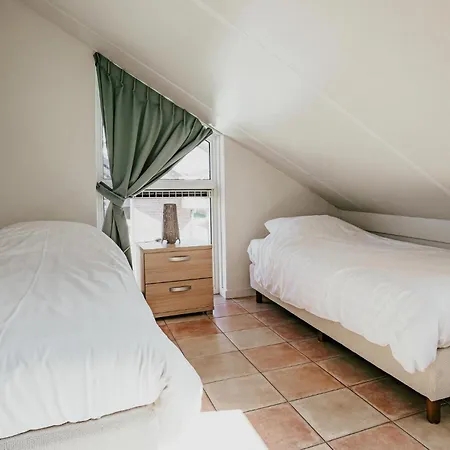 3 Bedroom In Holiday home